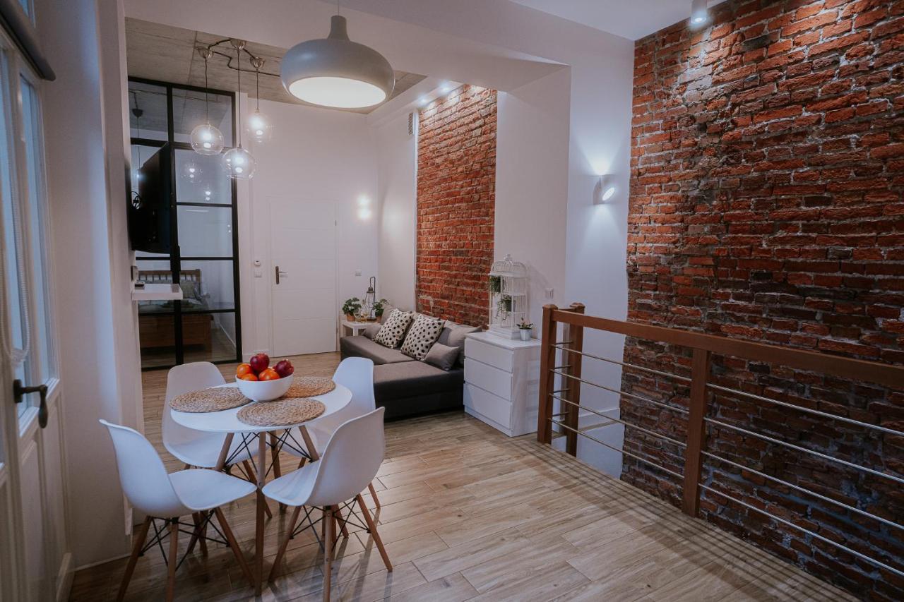 Old Town Wawel Premium Apartment - 60M2 คราคูฟ ภายนอก รูปภาพ