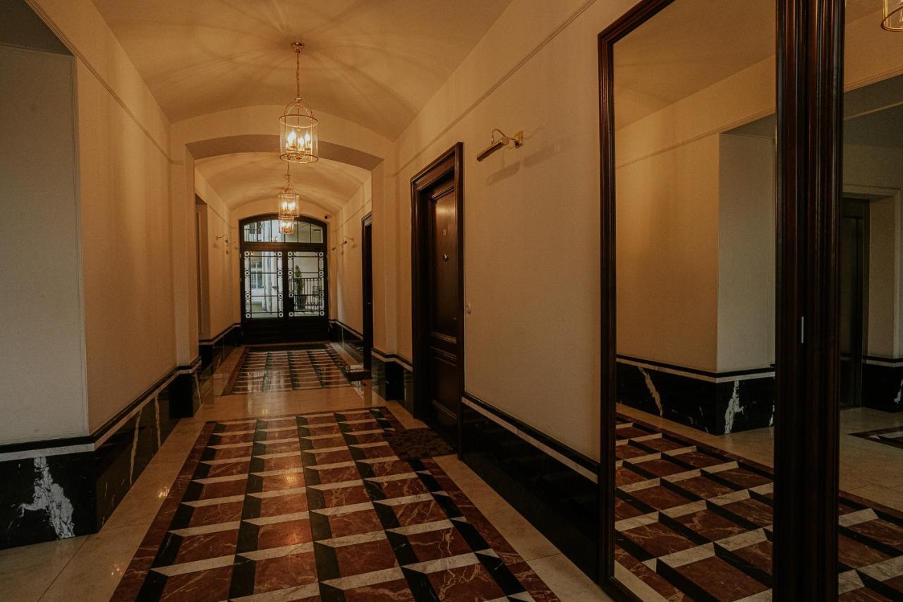 Old Town Wawel Premium Apartment - 60M2 คราคูฟ ภายนอก รูปภาพ