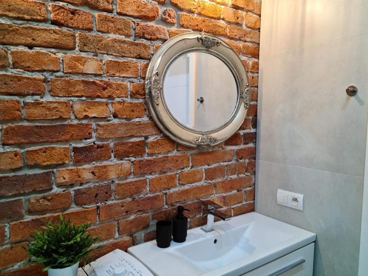 Old Town Wawel Premium Apartment - 60M2 คราคูฟ ภายนอก รูปภาพ